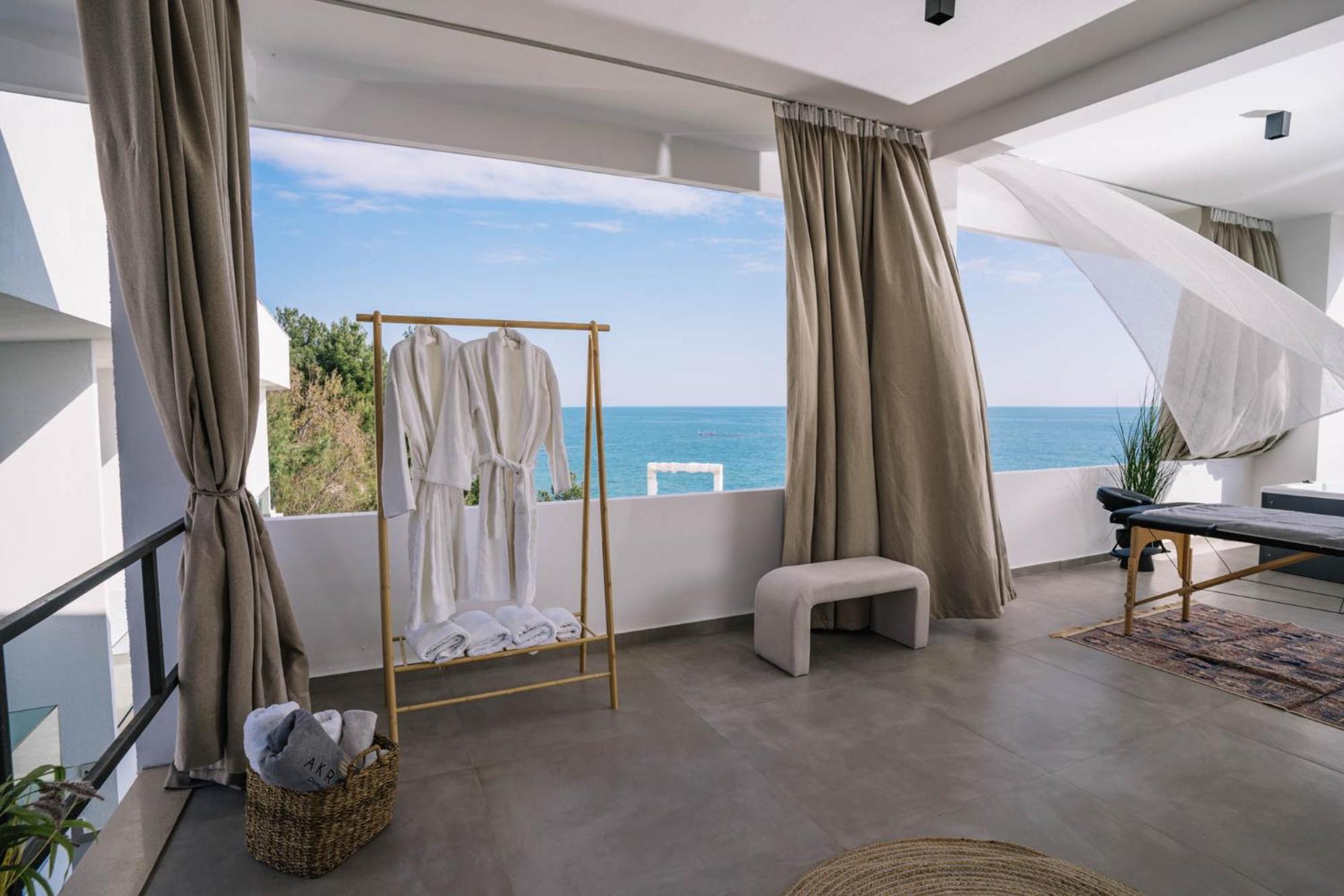Akrotiri Olympus Luxury Suites - Adults Only Pláka Litókhoro Eksteriør bilde