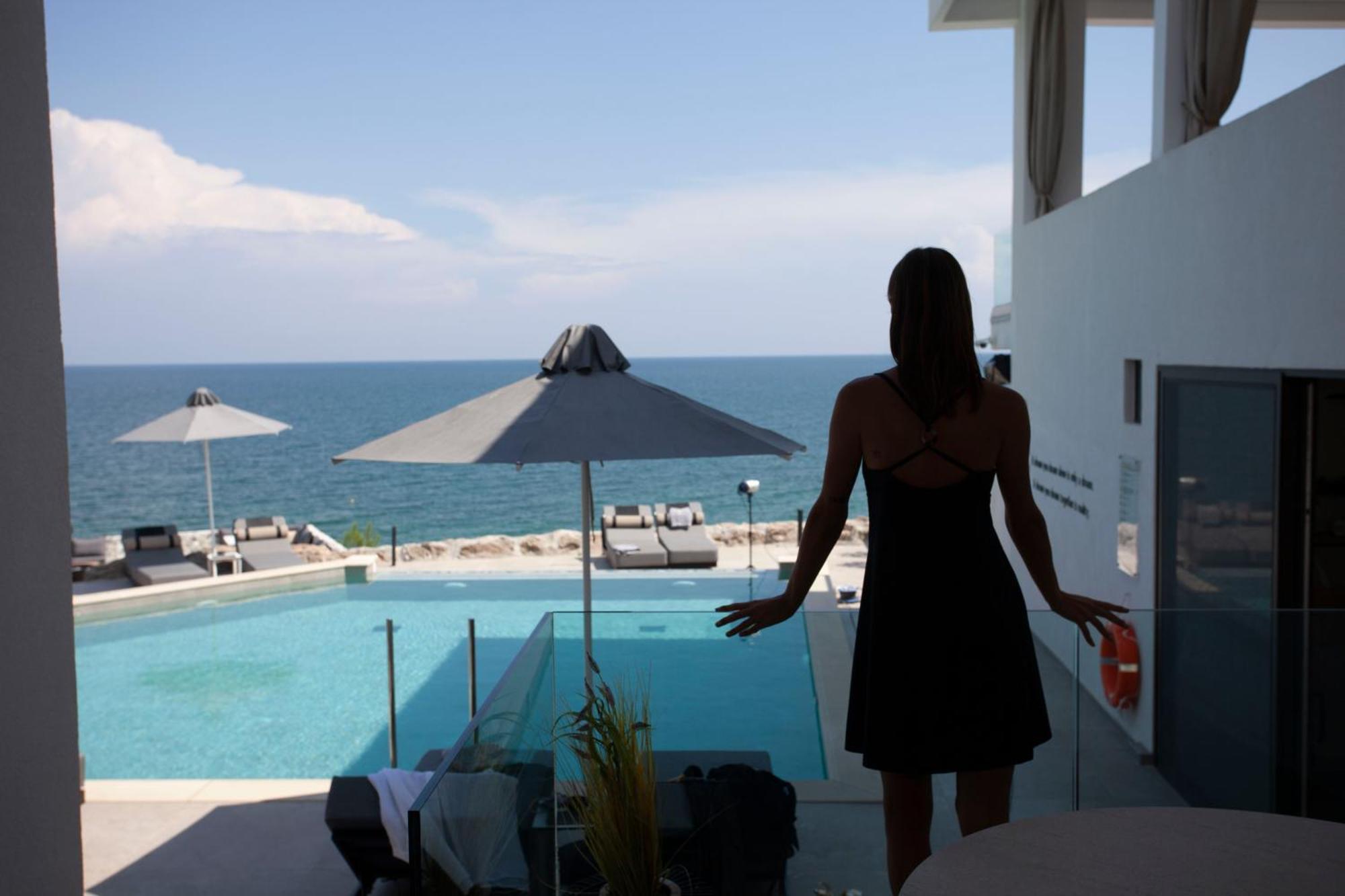 Akrotiri Olympus Luxury Suites - Adults Only Pláka Litókhoro Eksteriør bilde