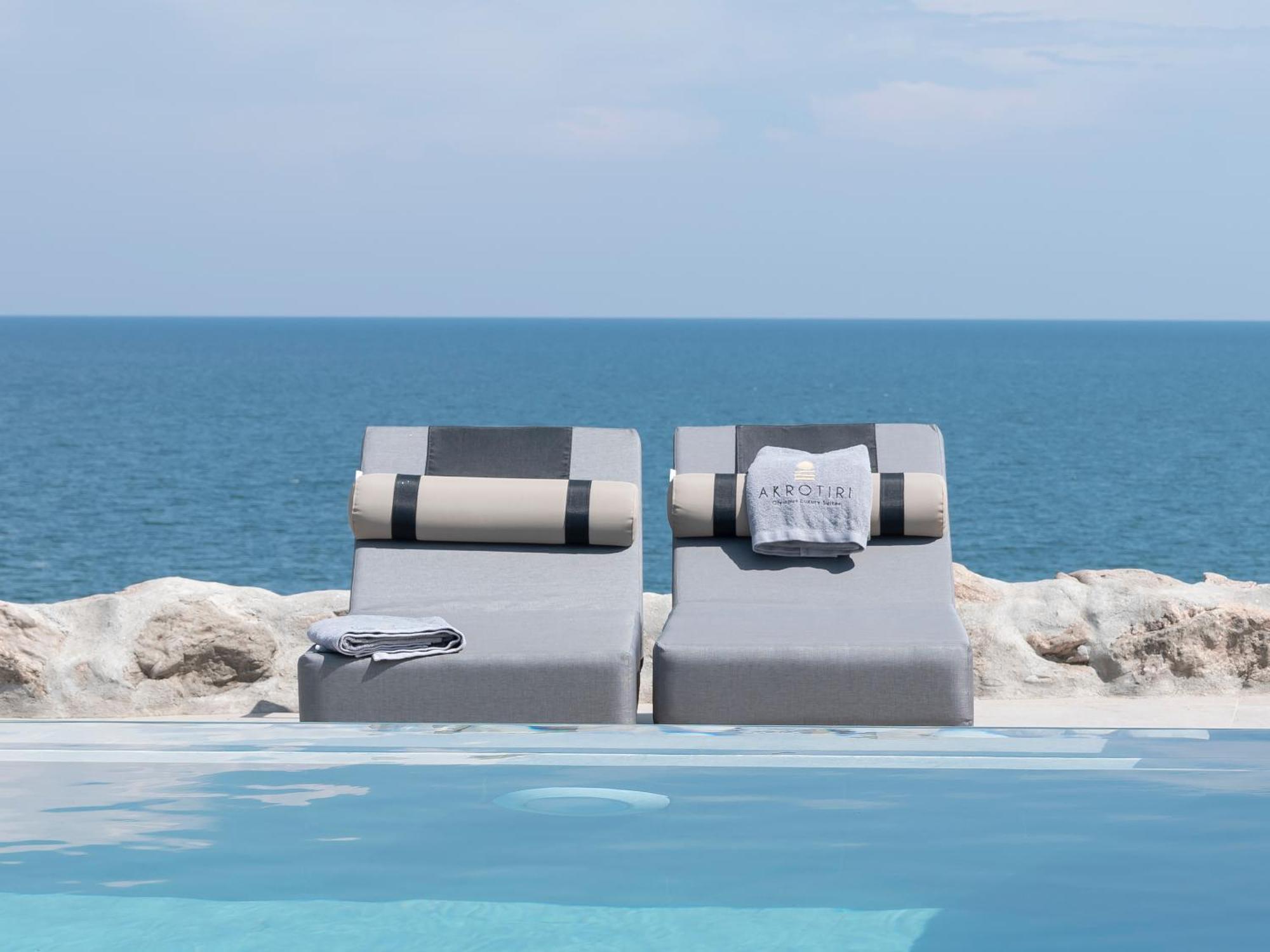 Akrotiri Olympus Luxury Suites - Adults Only Pláka Litókhoro Eksteriør bilde